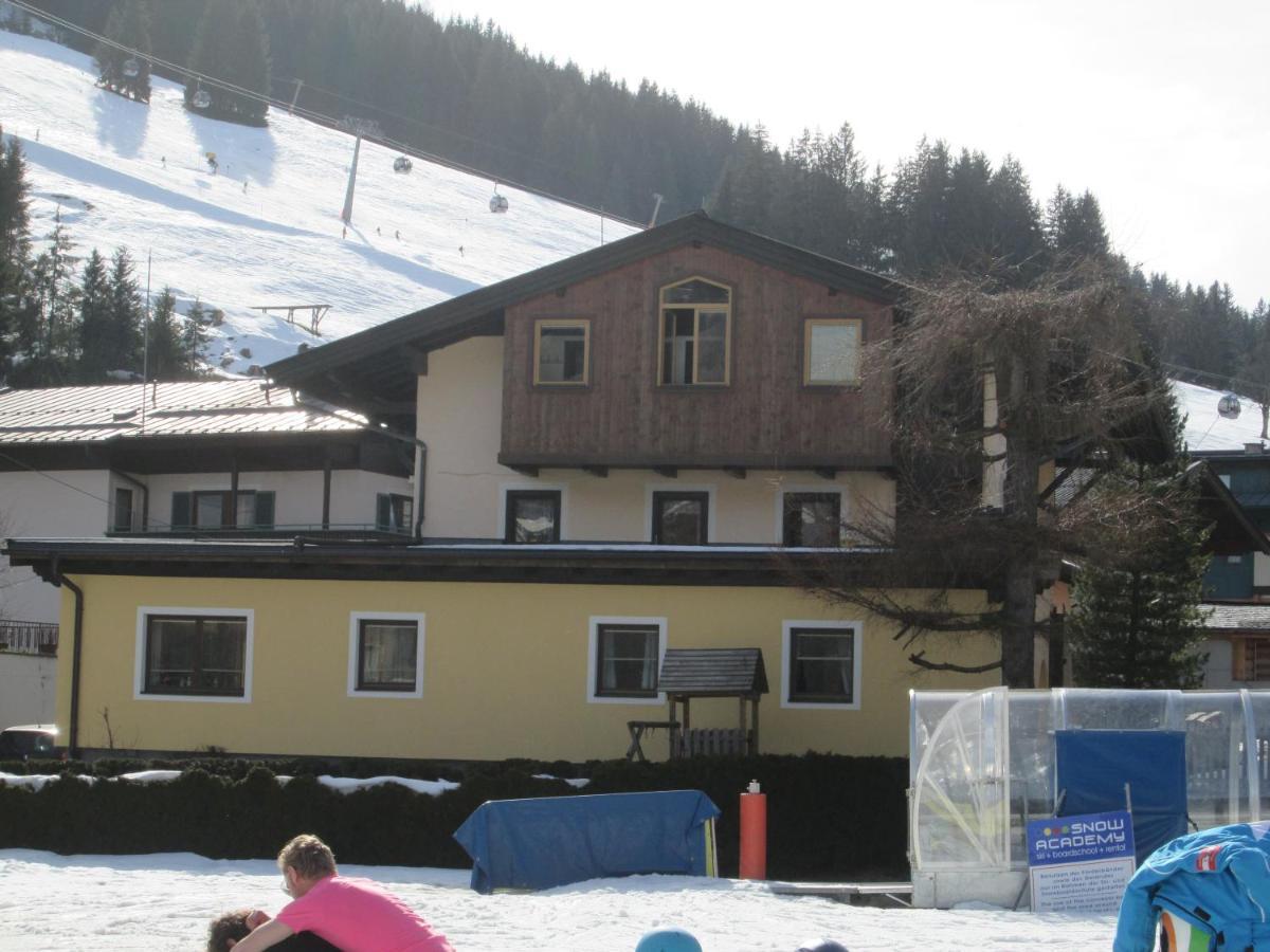 Pension Kohlbrundl Saalbach-Hinterglemm Exteriör bild